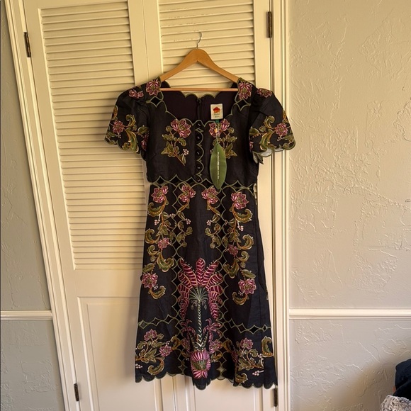 NWT Farm Rio Embroidered dress with cutouts - Picture 7 of 10